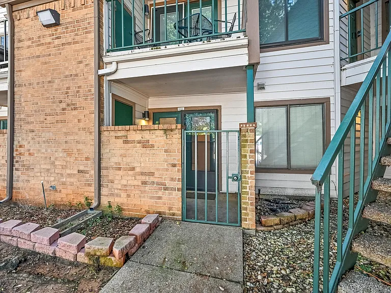 2311 Basil Dr #DRIVEC105 — Photo 2
