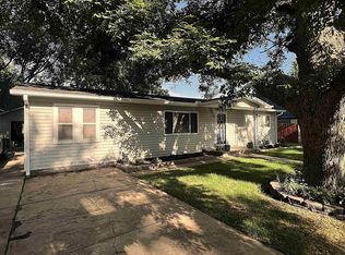 704 N Washington Ave, Sedgwick, KS 67135