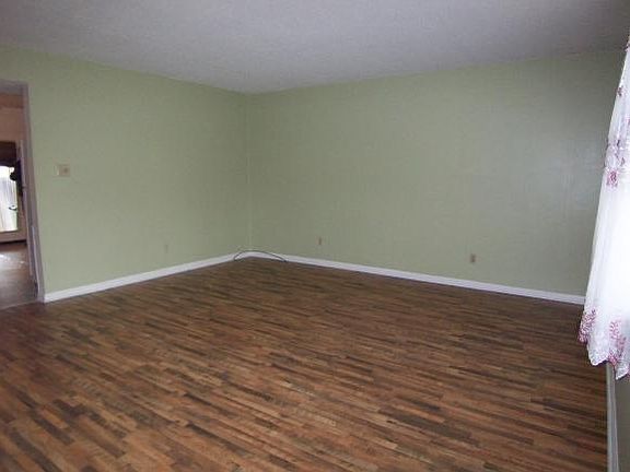 5th image of 500 C West F St
