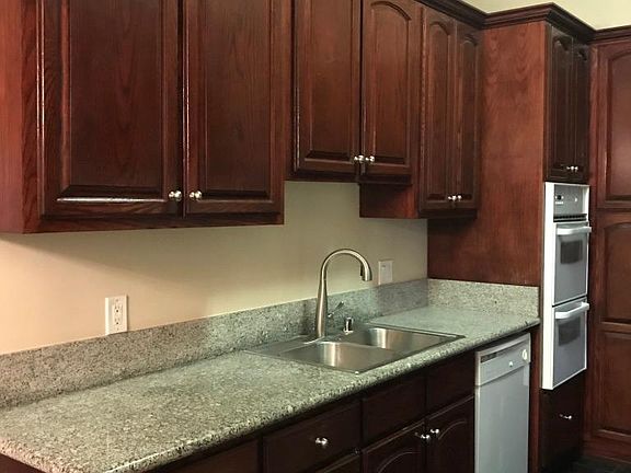 3rd image of 1800 Camden Ave APT 311