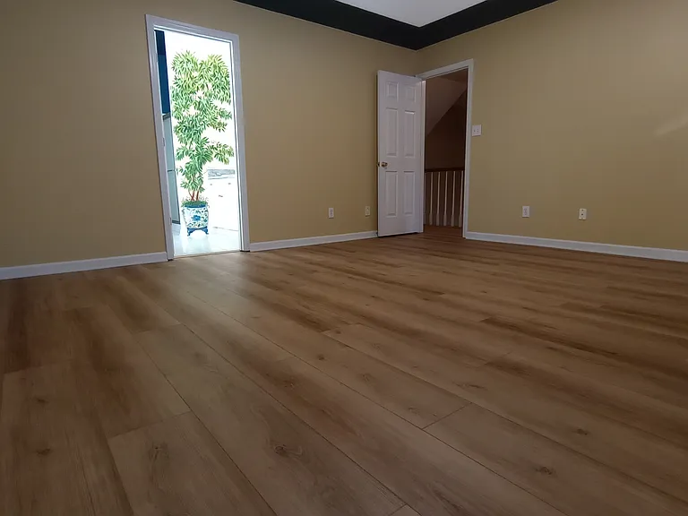 2nd bedroom (master bedroom)