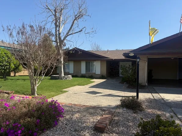3637 Oak Cliff Dr, Fallbrook, CA 92028