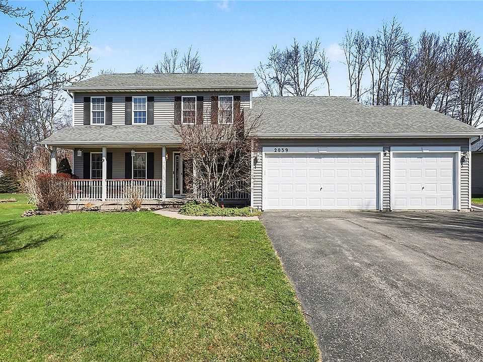 1st image of 2039 Brookway Cres