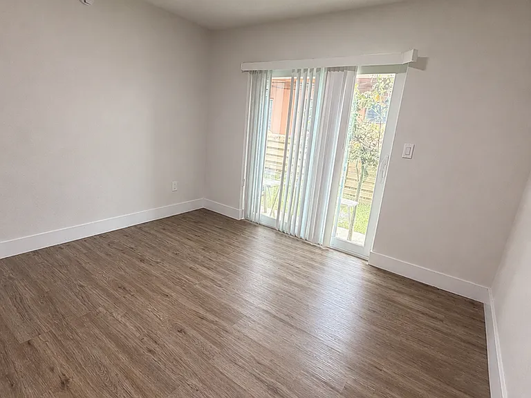 2999 W Flagler St — Photo 10