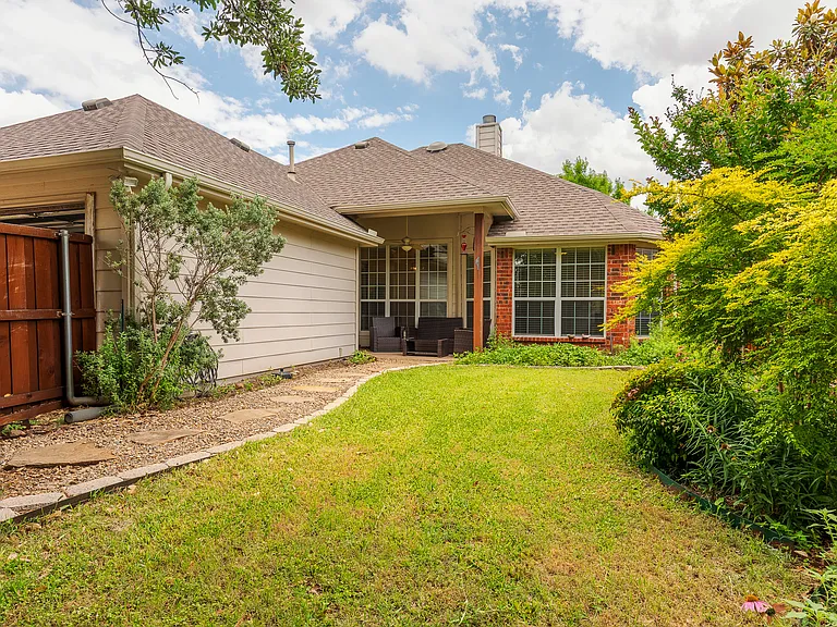 3704 Carmel Mountain Dr — Photo 25