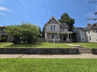 302 E Court St, Paris, IL 61944