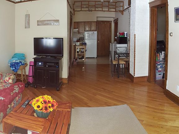 4th image of 3306 N Southport Ave APT 1F
