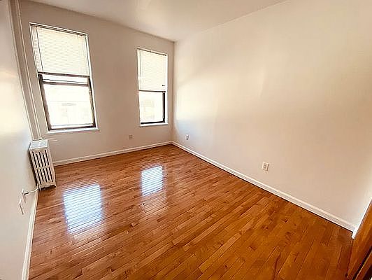 2nd image of 3074 32nd St APT 10