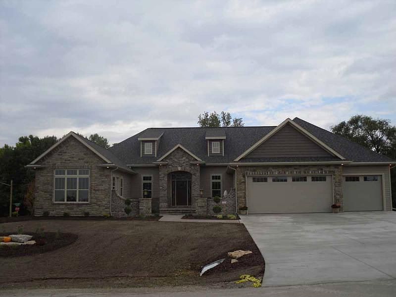 1st image of 3417 Meadow Sound Dr