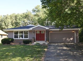 6232 N 118th St, Milwaukee, WI 53225