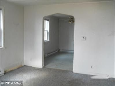 Interior (General)-Front door view