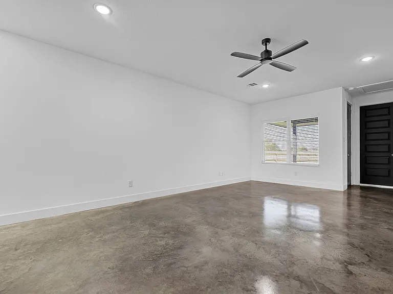3011 Alpha Wolf Ct — Photo 18