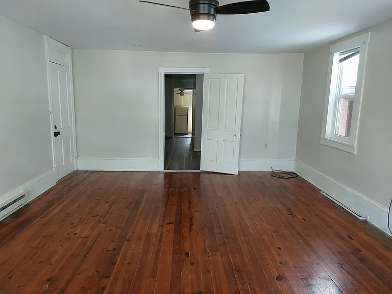 209 Lincoln Way E — Photo 20