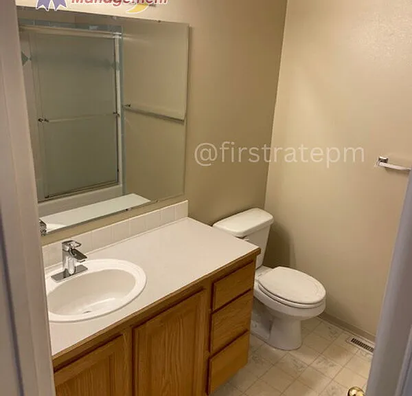 2063 E Lochmeadow Ct — Photo 7