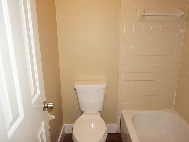 6525 Castle Creek Ln — Photo 15