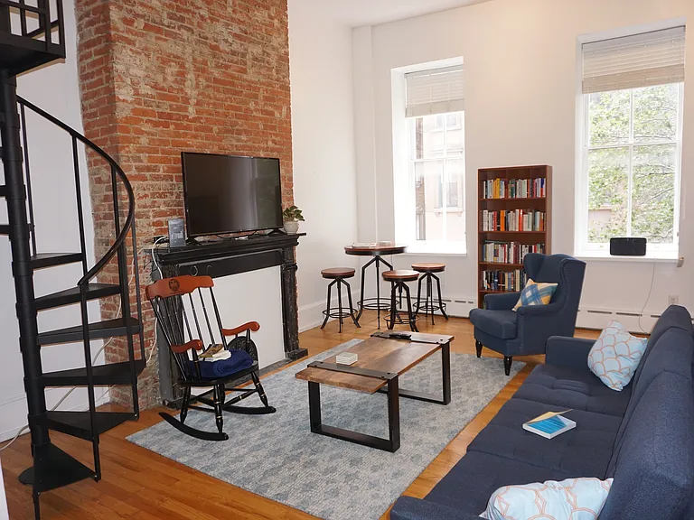1521 Spruce St #204 — Photo 9