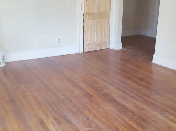 817 W 37th St APT 1, Norfolk, VA 23508