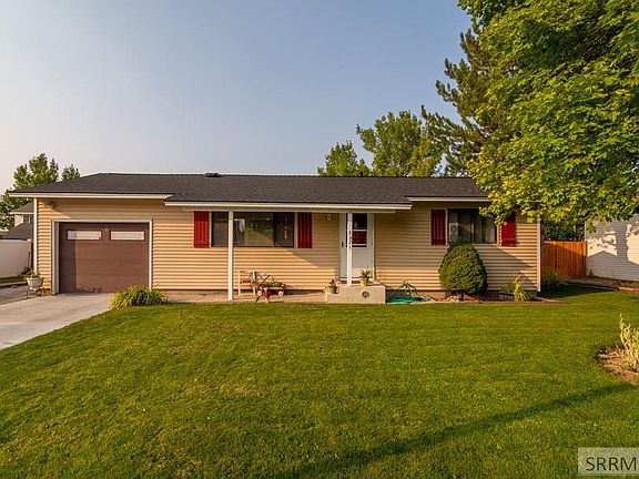 3rd image of 3625 E Michelle St