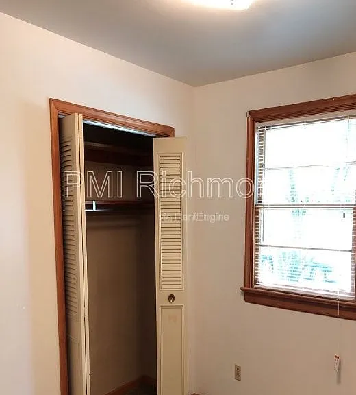 8010 Sycamore Ln — Photo 14