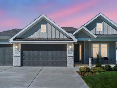 17132 S Schweiger Dr, Olathe, KS, 66062