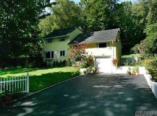 38 Stiles Dr, Melville, NY 11747