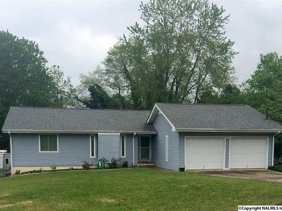 1st image of 824 Seina Vista Dr