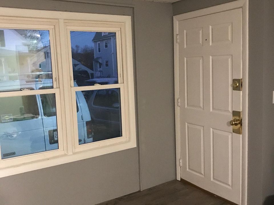 1st image of 6 Pleasant St
