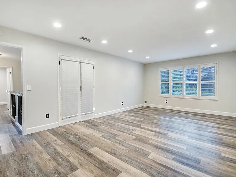357 San Marin Dr — Photo 21