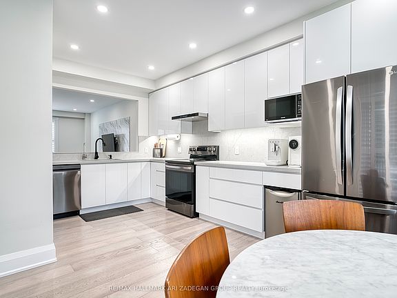 3rd image of 38 Orchid Rd