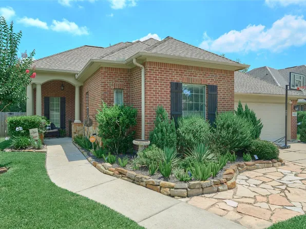 28322 Madelin Manor Ln, Spring, TX 77386