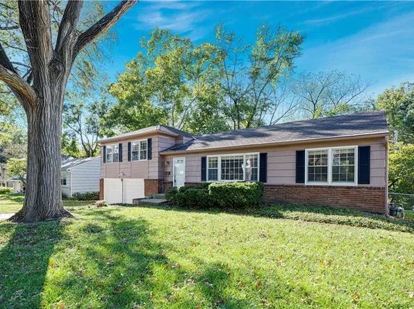 10130 Horton St, Overland Park, KS 66207
