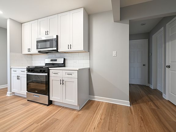 5th image of 2316 N Hawthorne Ave