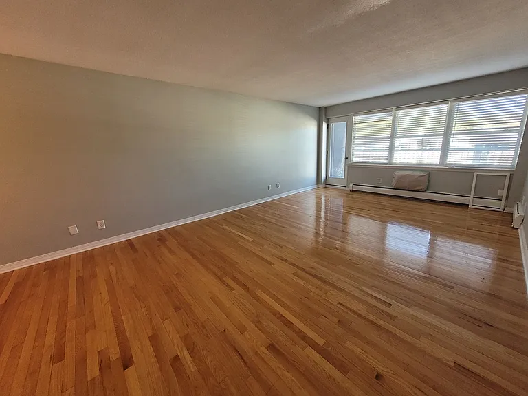 3150 Excelsior Blvd #305 — Photo 6