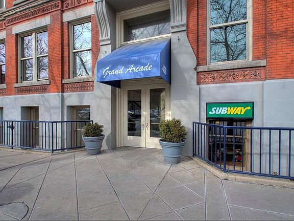2nd image of 408 W Saint Clair Ave APT 313