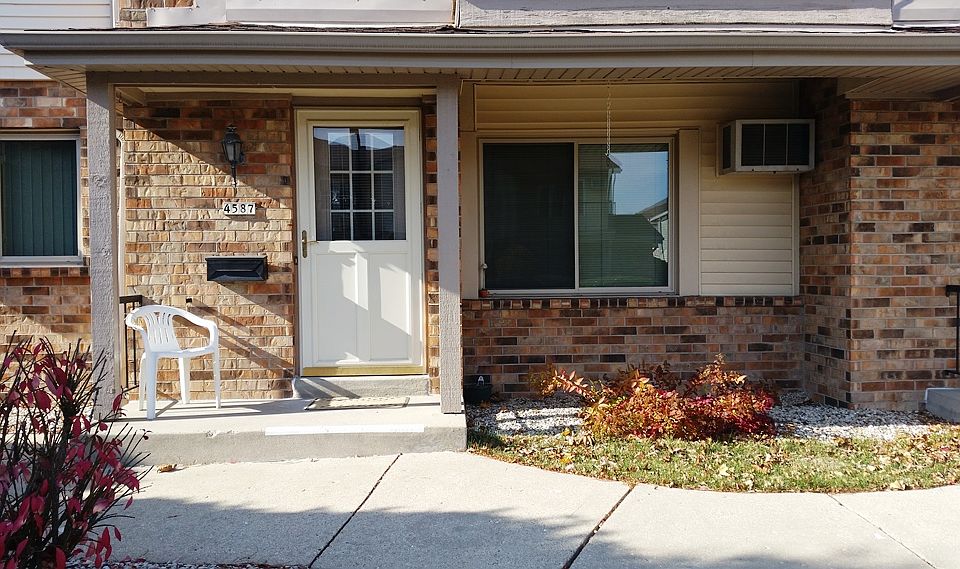 1st image of 4587 S Greenridge Cir #4587