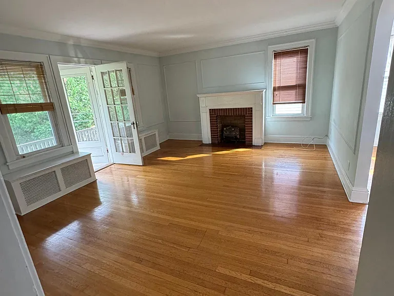 152 S Allen St #2 — Photo 5