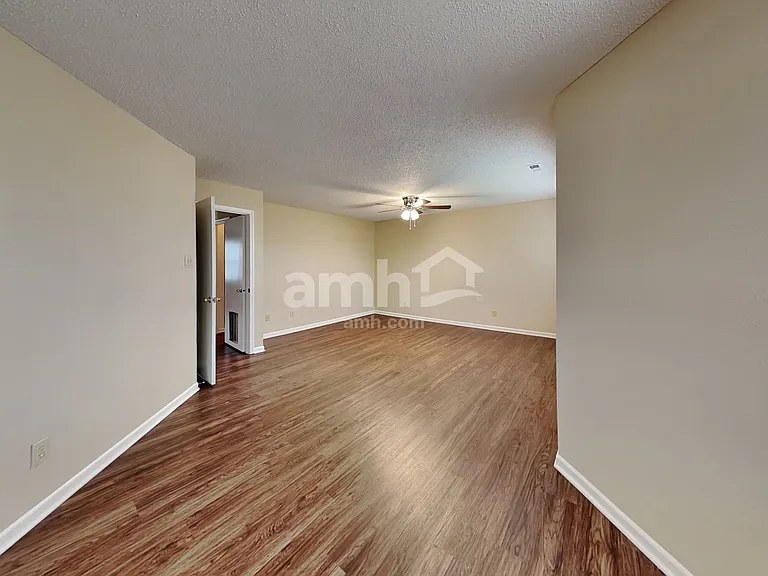8852 Story Dr — Photo 9
