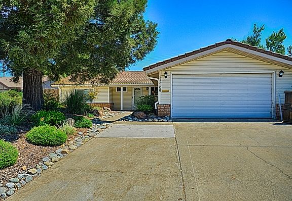 2nd image of 3509 Astral Dr