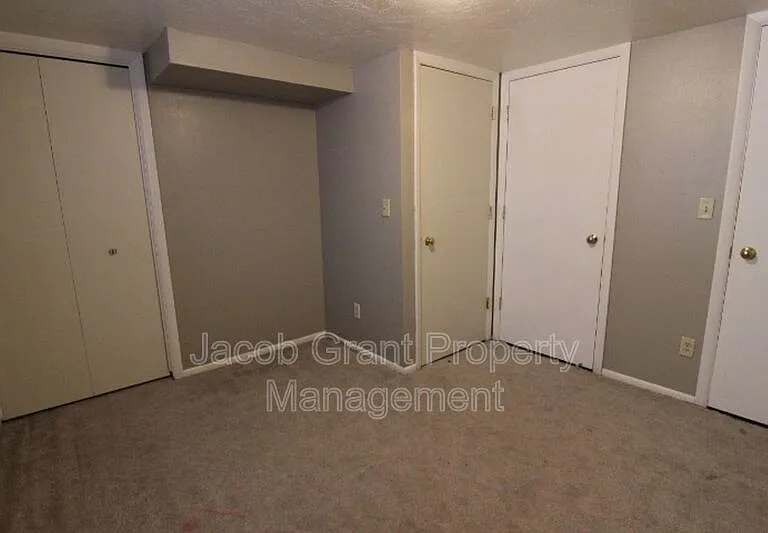 786 Sykes Dr — Photo 10