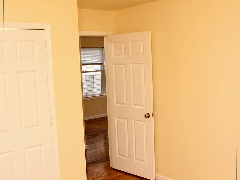 20 Wainwright St #2 — Photo 21