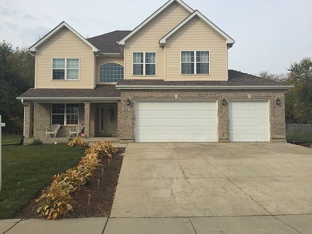 1st image of 940 Belle Plaine Ave