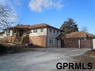 16733 Whippoorwill Rd, Honey Creek, IA 51542