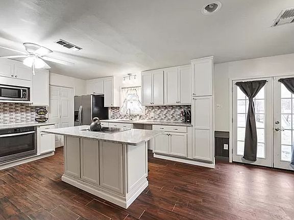 Kitchen area