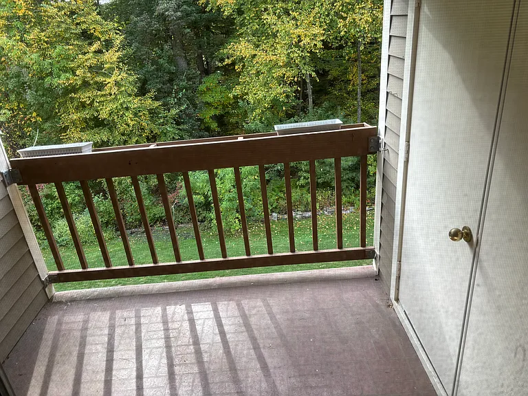 193 Heritage Dr — Photo 4