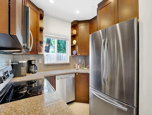 3547 William Ave — Photo 4