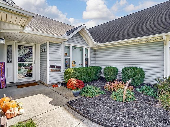 3rd image of 2194 Bassett Ct