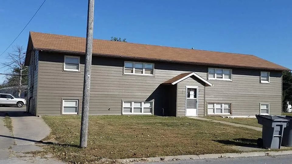 314 Stratford Dr #4