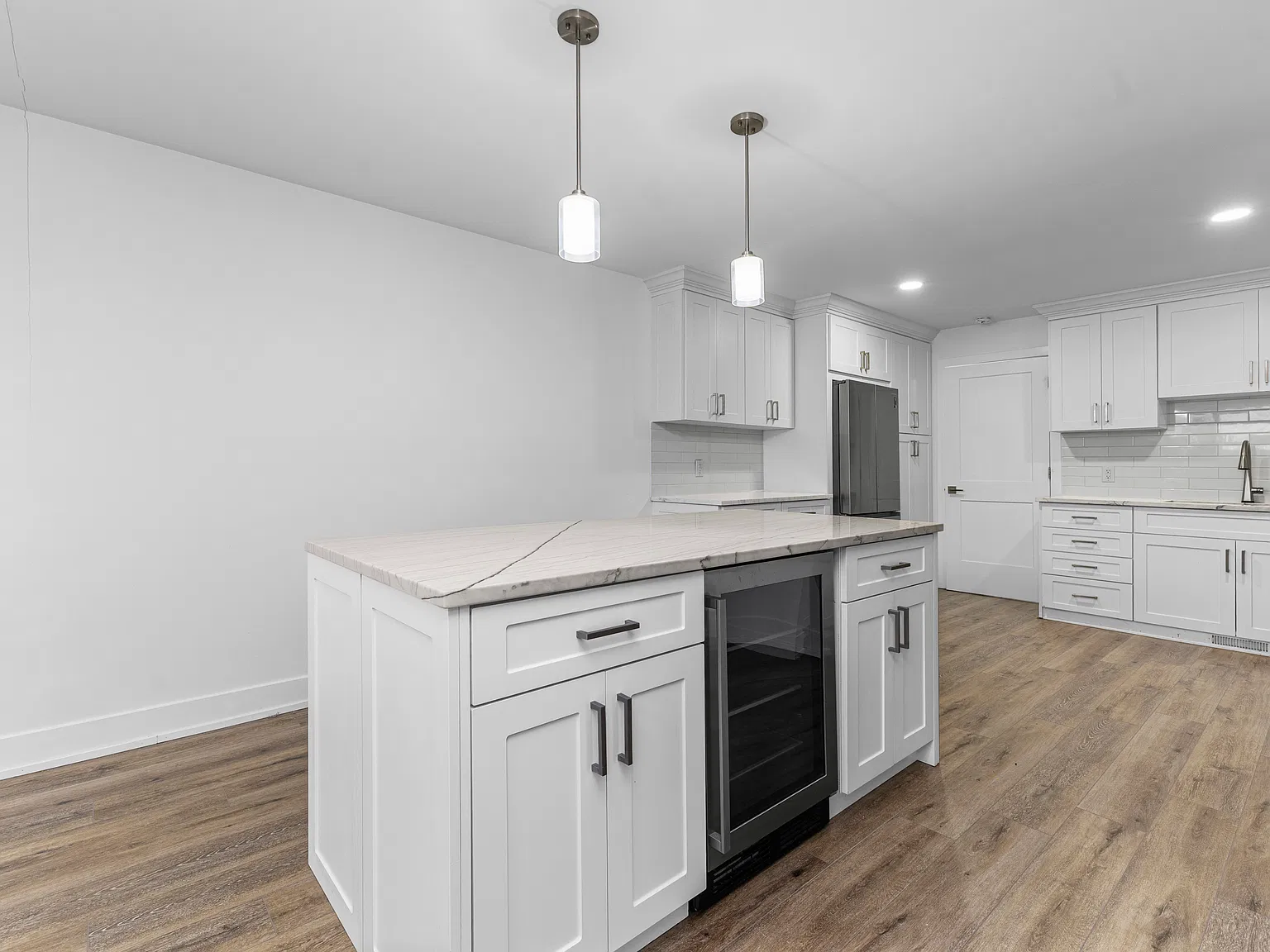 2 bed, 1609 sqft, $2,600 — Photo 4