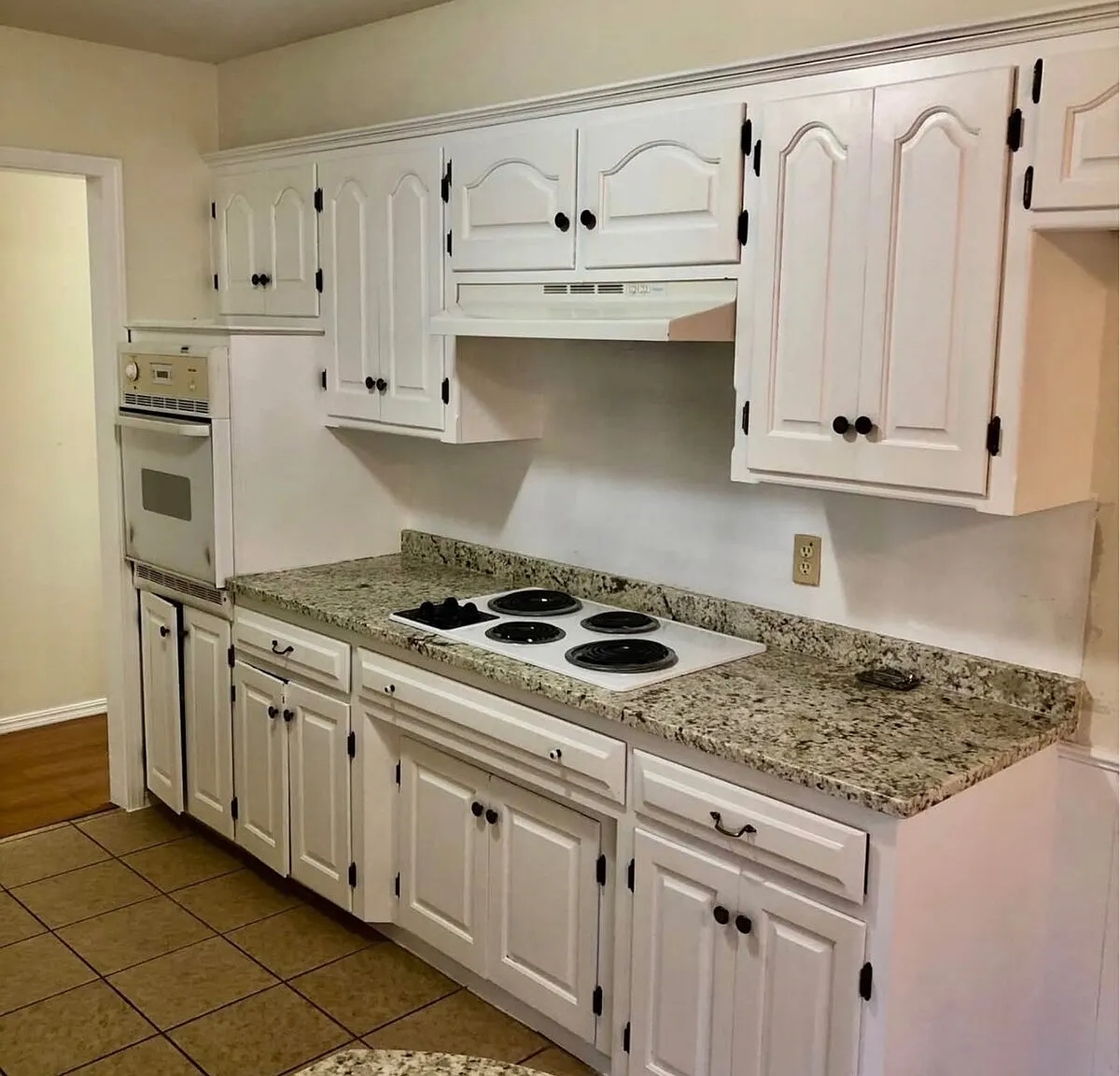 3 bed, 2.0 bath, 1579 sqft, $1,575 — Photo 3