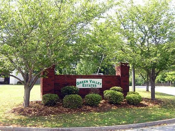 2747 Green Estates Dr photo 1